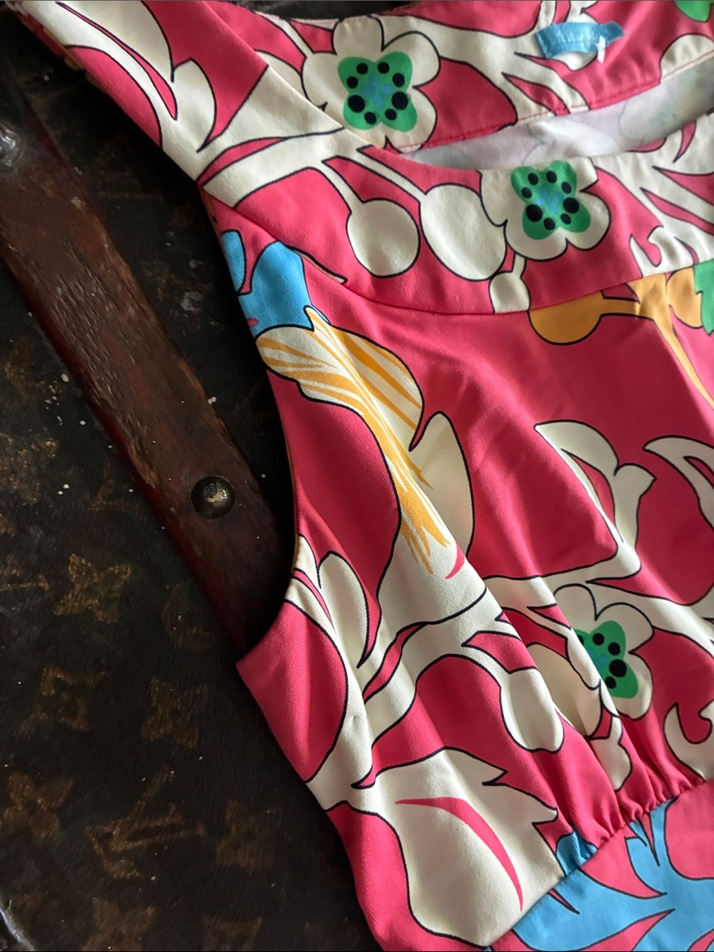 J. McLaughlin Bold Pink Floral Sundress with Green Accents - Picture 3 of 10